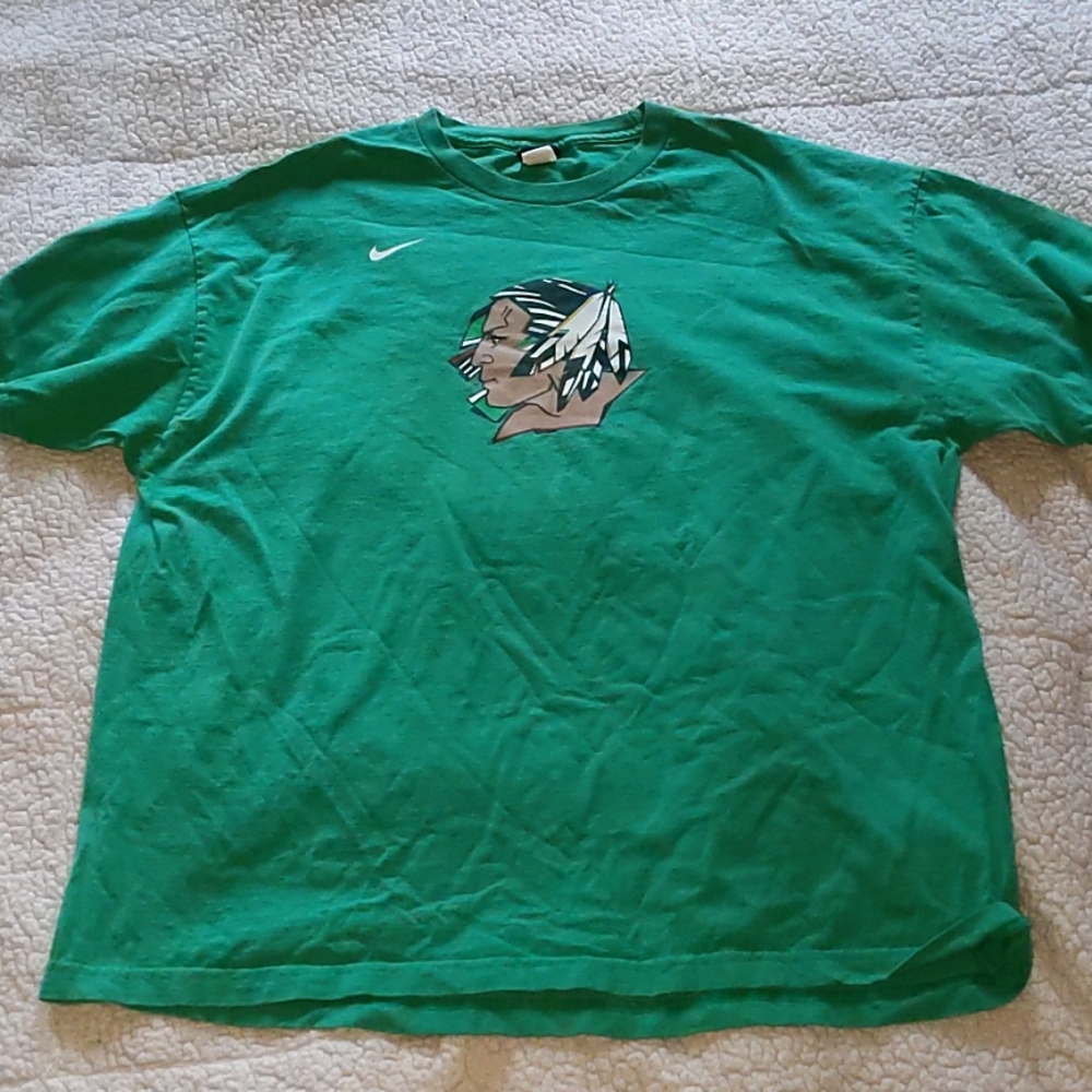 Nike T Shirt
